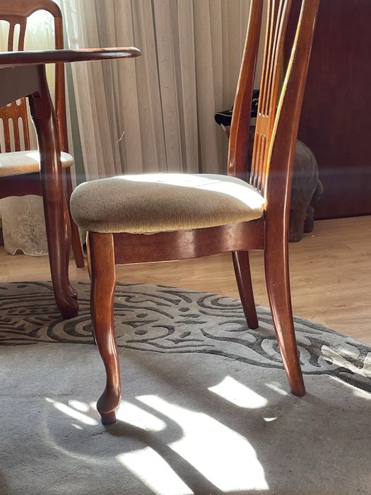 Стол деревянный (массивный)