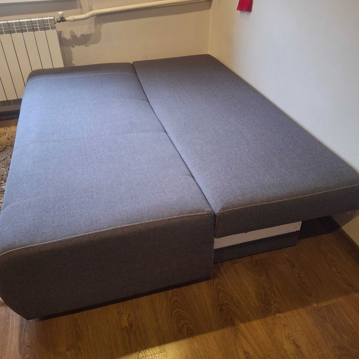 Kanapa rozkladana .Polecam