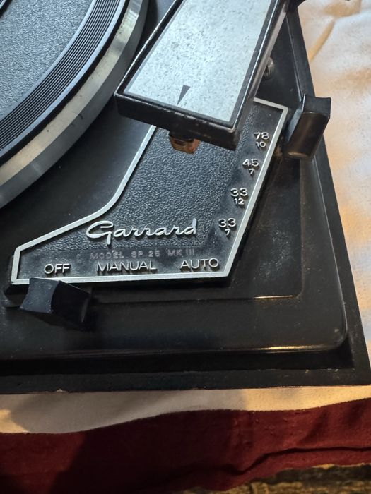 Gramofon Garrard