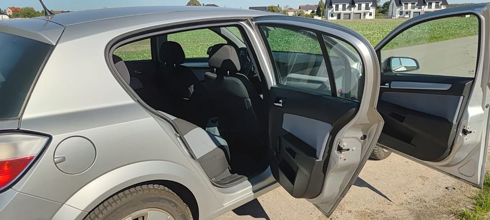 Opel Astra H 1.8 benzyna LPG
