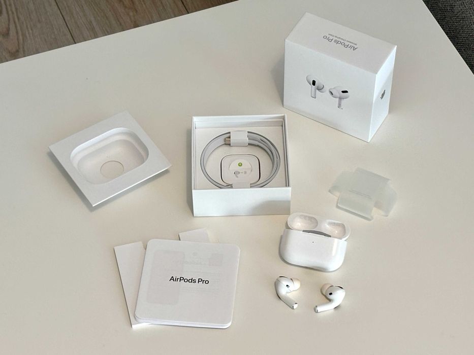 Apple AirPods Pro 2 gen. lightning, uszkodzona jedna słuchawka