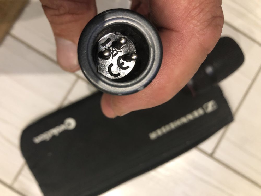 Sennheiser E 865-S Конденсаторні мікрофон Electro-Voice PL84s