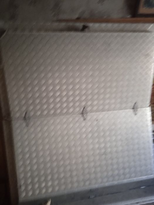 Продам кунг крышка багажника л.200 в хорошем состоянии цена 13000