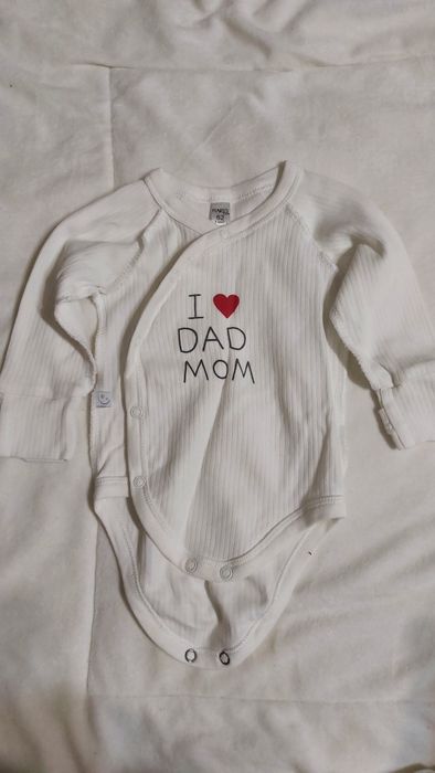 Боді і повзунки, чоловічки шапки. Дитячий одяг 6шт