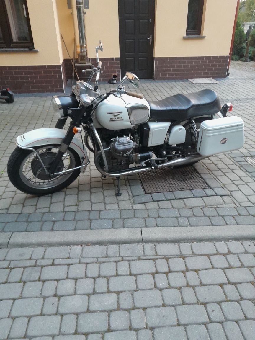 Moto guzzi V7   1968