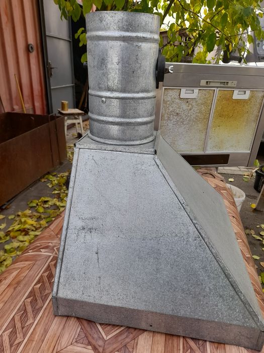 Витяжки кухонні. Осокорки.