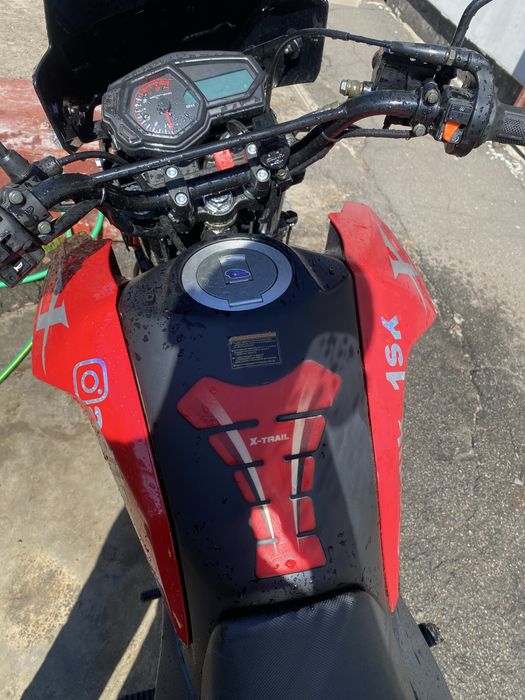 Продам мотоцикол Shineray X-Trail 200