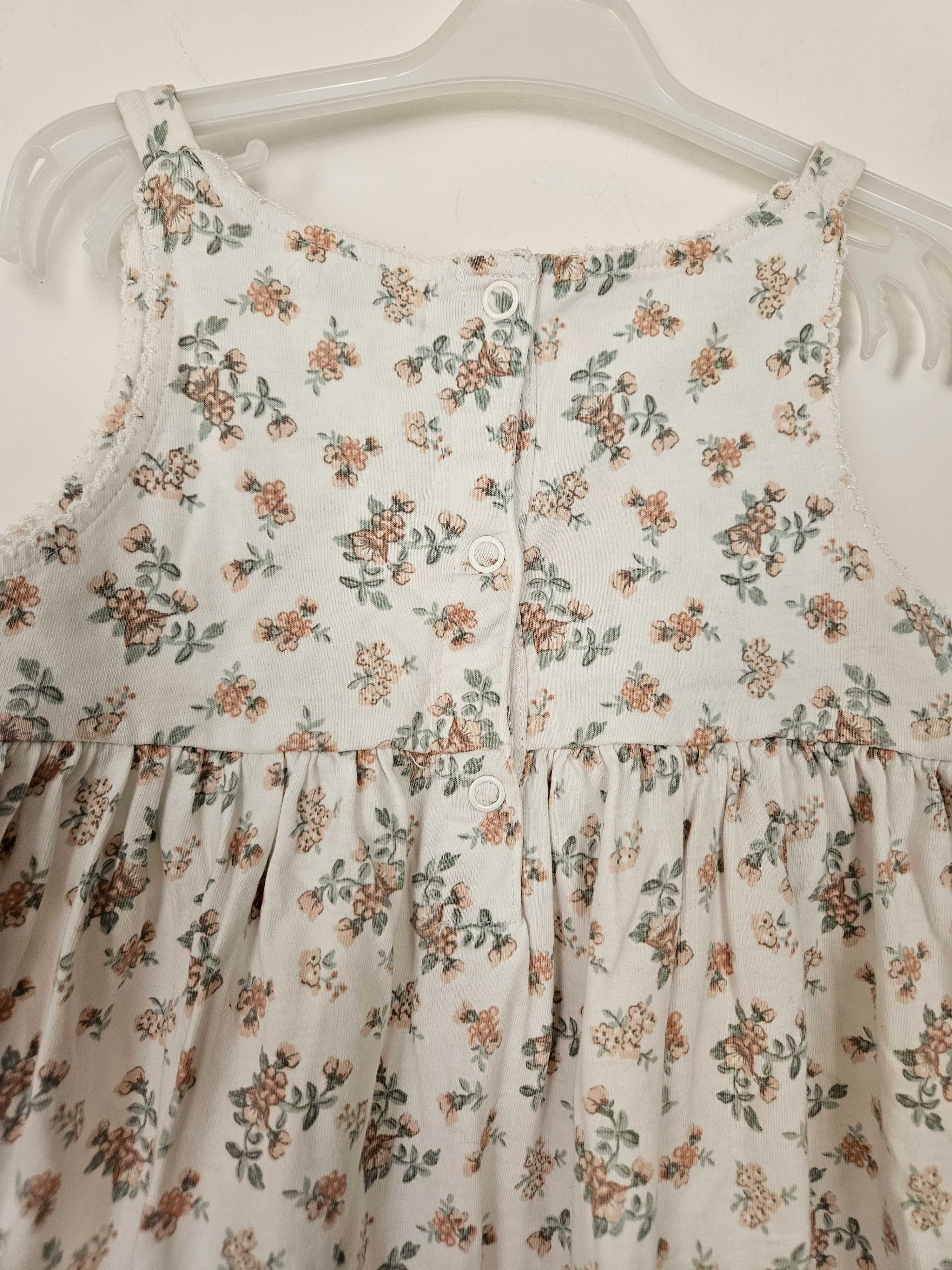 Newbie rozmiar 104 śliczna letnia sukienka ze starej kolekcji