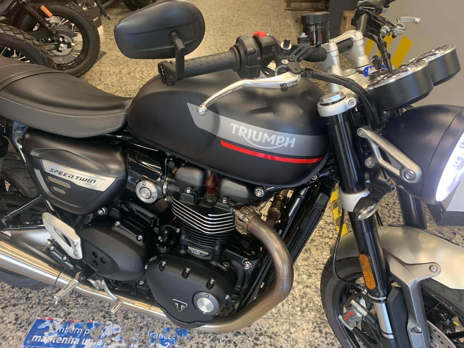 Triumph speed Twin 1200 de 2022 Impecável Apenas 12500 kms