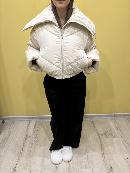 Куртка коротка беж