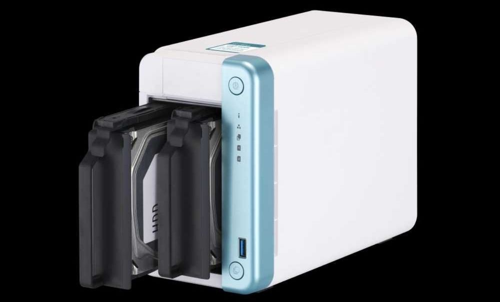 Serwer NAS Qnap TS-251D, 16gb ram, 8tb hdd (2x4tb), 256gb nvme
+ Nvme