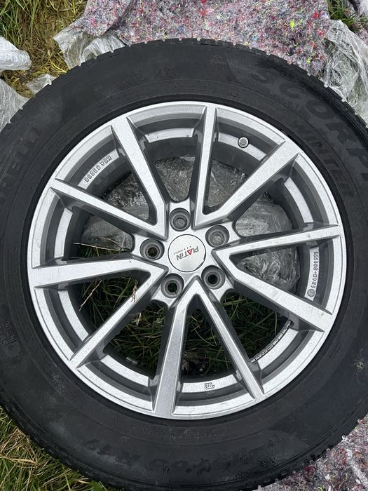 Диски Tiguan. Диски литі 5/112 r17. Шини зимові 215/65/17