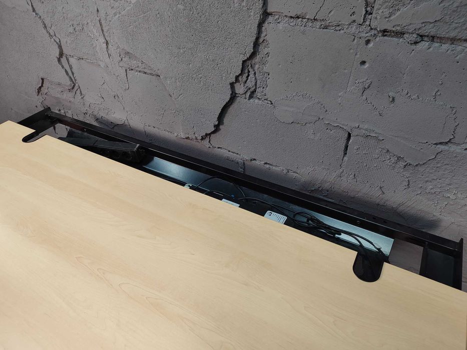 Biurko elektryczne 160x80cm Konig Neurath biuro home office