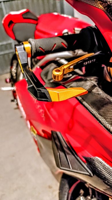 Vendo espetacular Ducati 999 S !