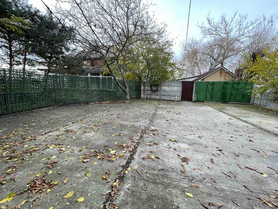 Без % сдаётся 2к дом  для семьи до 4 человек.