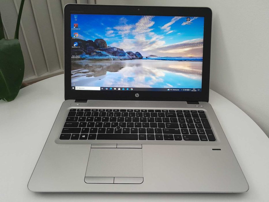 Laptop HP EliteBook 850G3 15.6FHD i5-6300/8GB DDR4/SSD 256GB/Win10