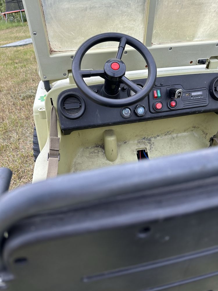 Jeep Willys 3 osobowy na Akumulator 12V 4x4