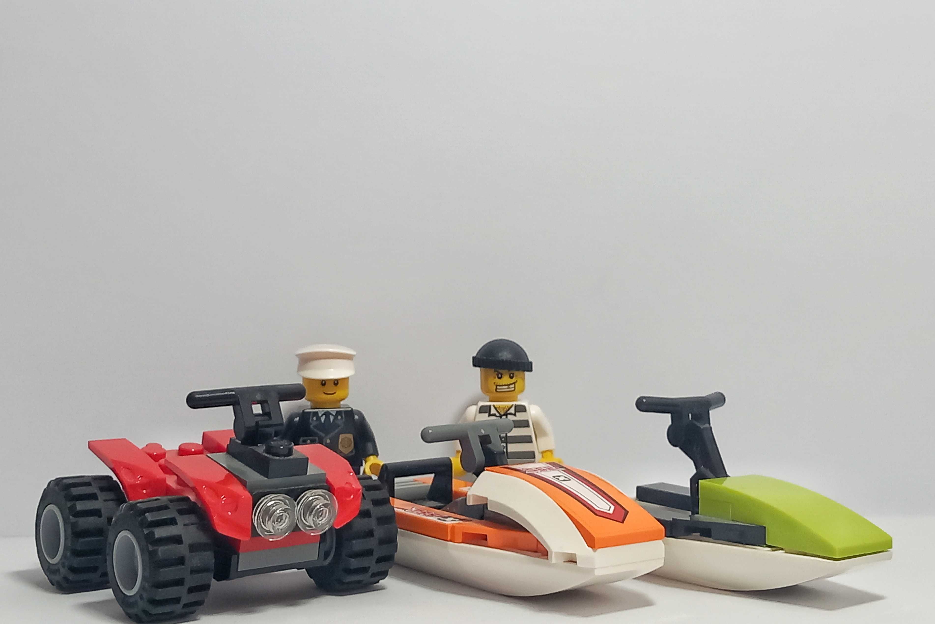 Lego quad, 2x motorówka, 2x figurka