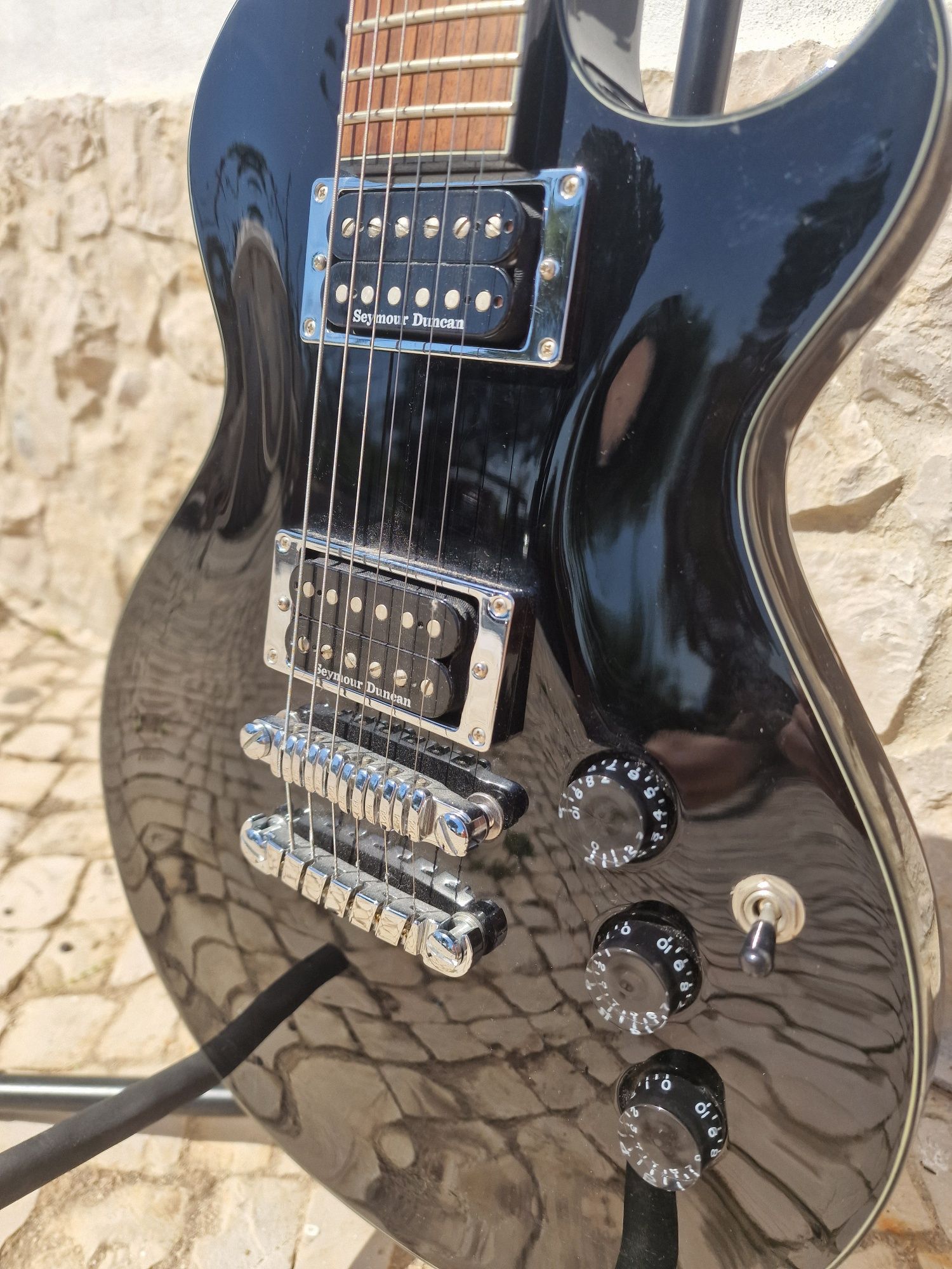 Ibanez Art 100 com pickups Seymour Duncan