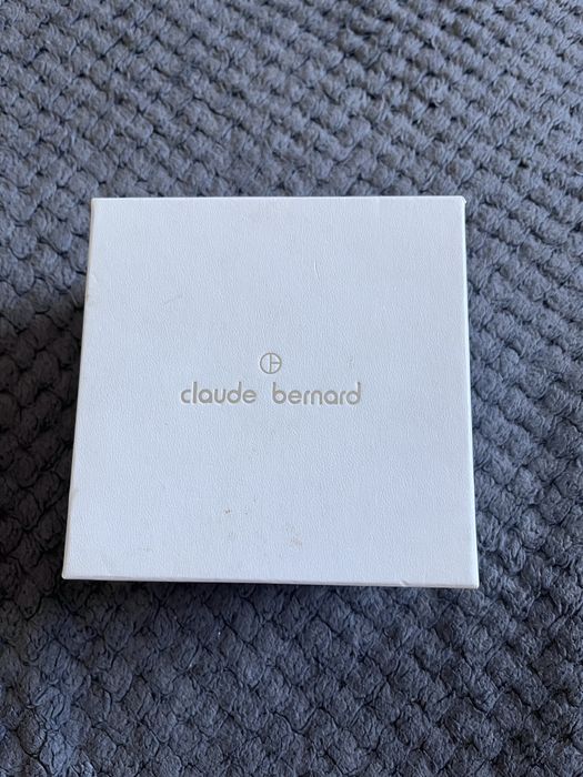 Годиник Claude Bernard