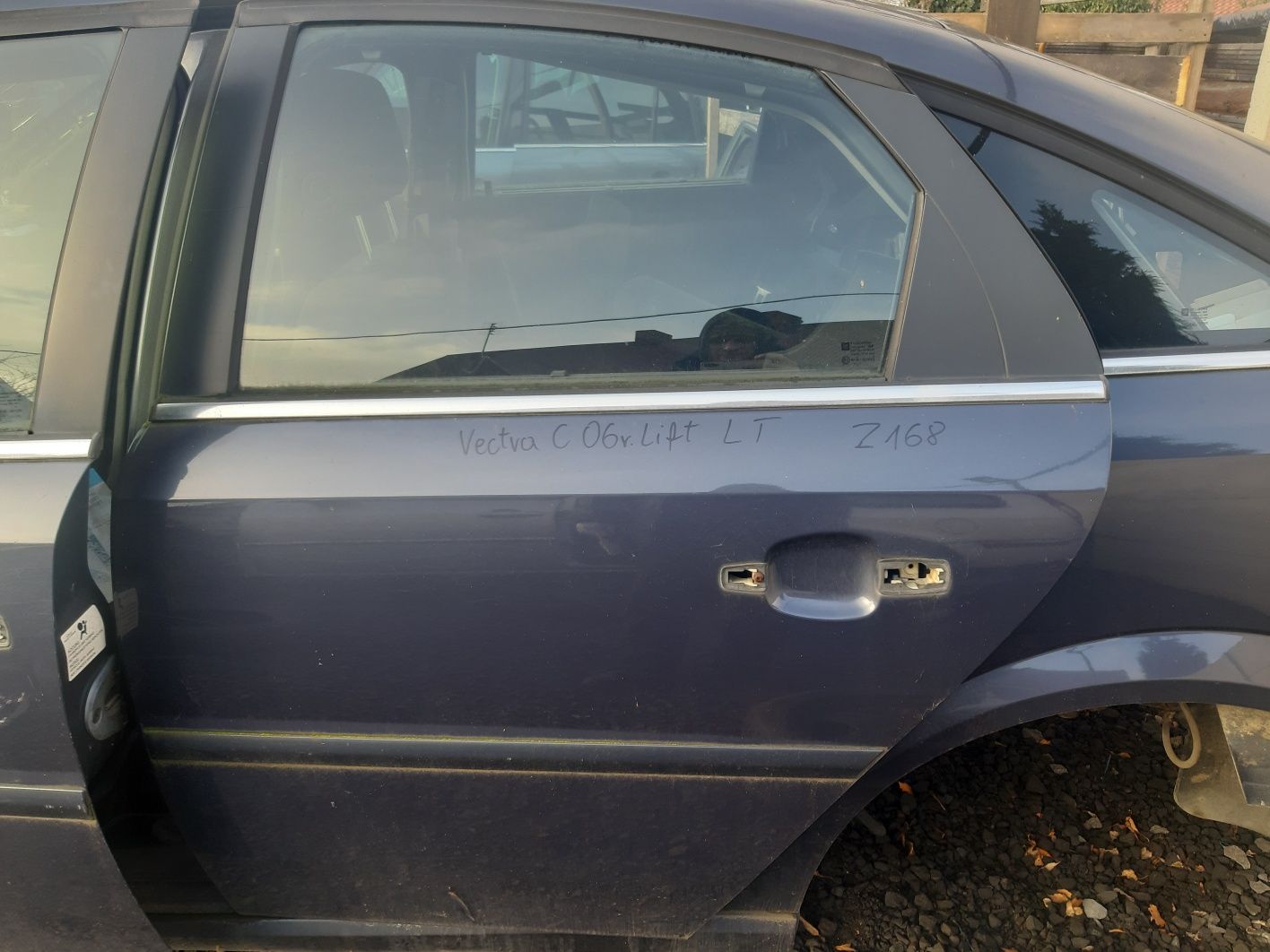 Opel Vectra C 06r. Lift HB drzwi lewy tył Z168