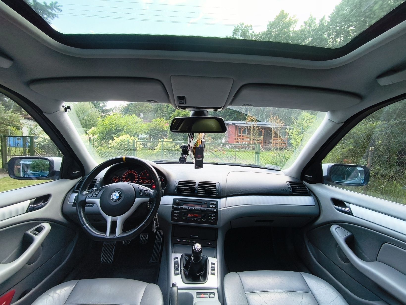 BMW E46 330i z LPG, bogate wyposażenie, stan bardzo dobry