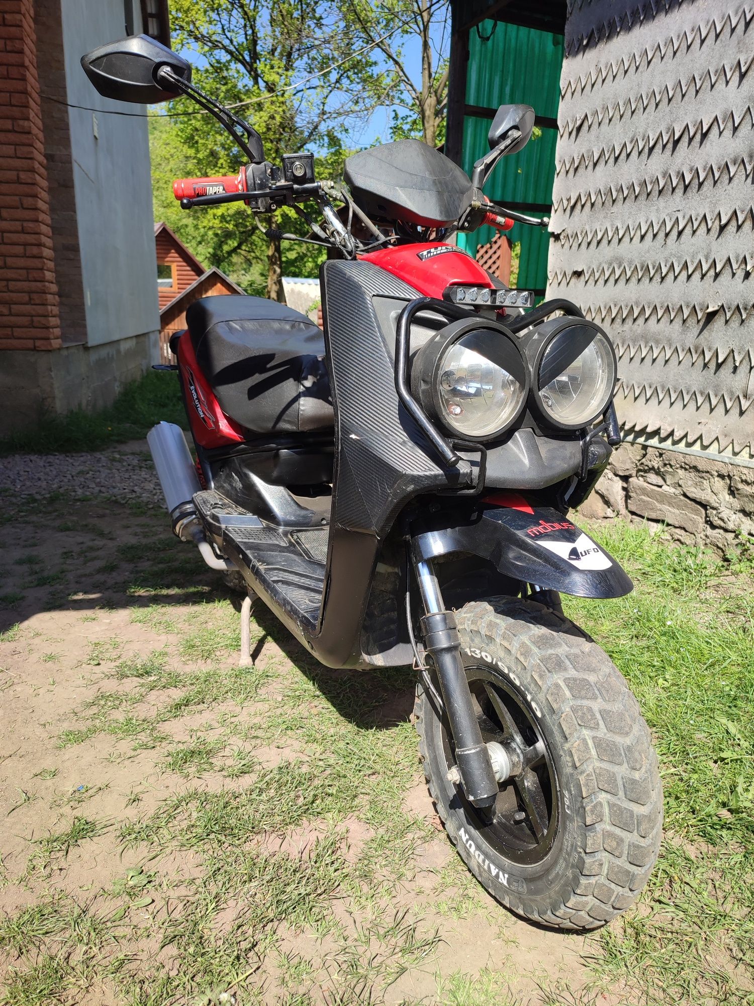 продам мопед skymoto quest 150