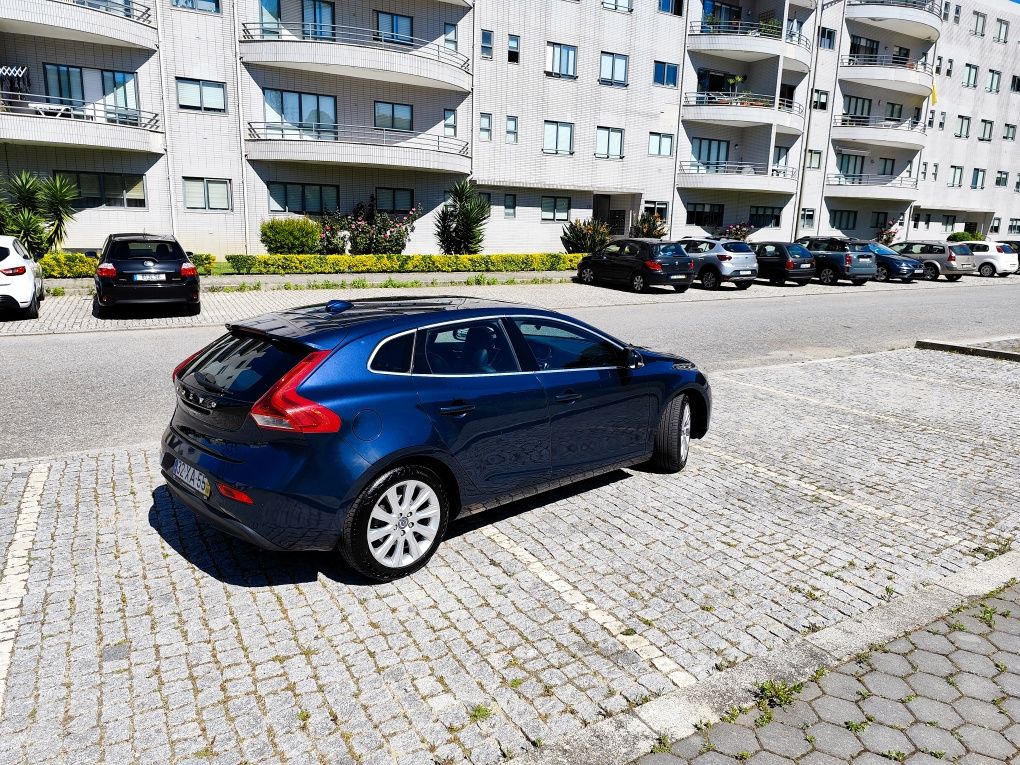 Volvo V40 full extras