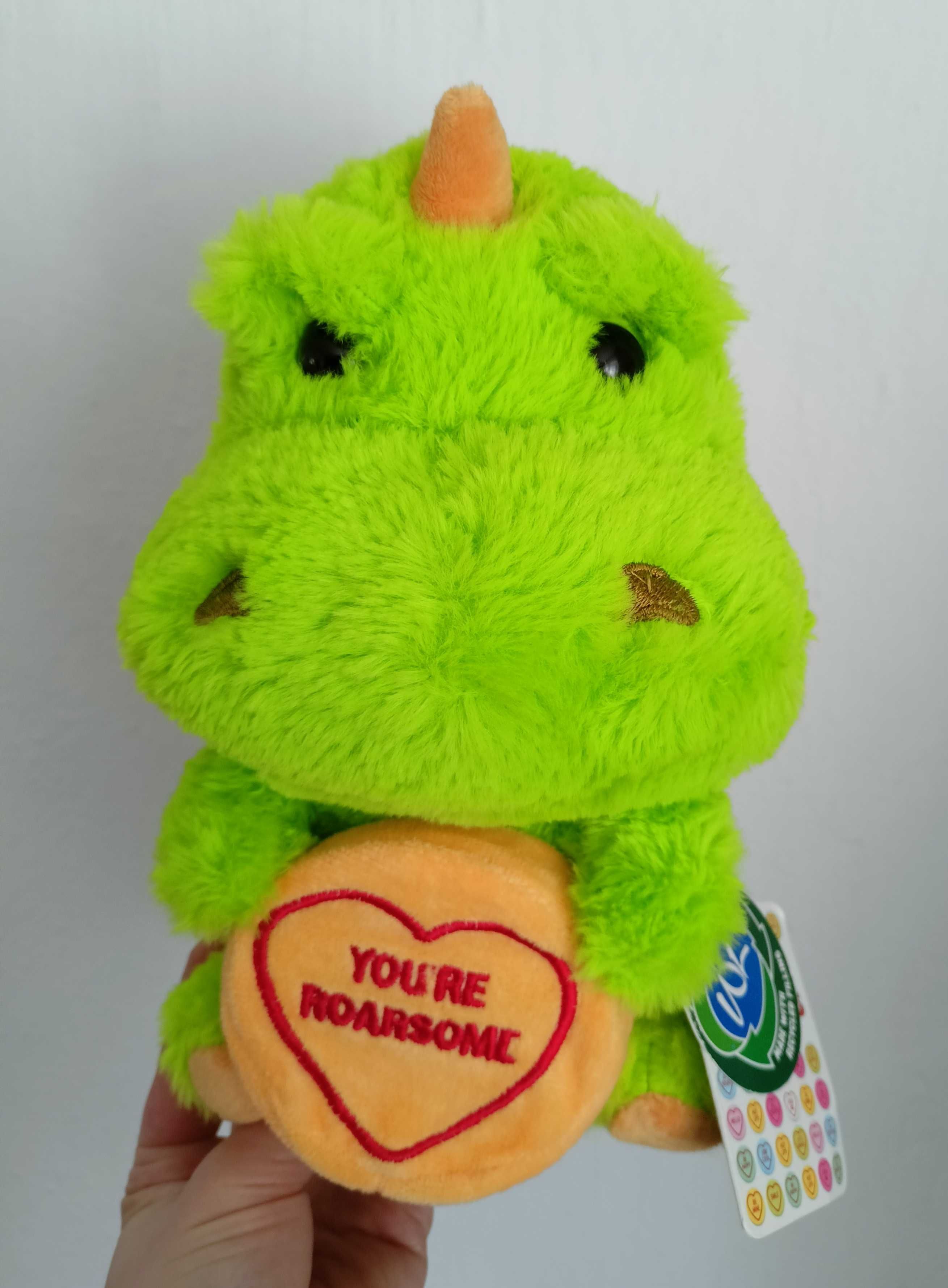 Swizzels Love Hearts maskotka Danny Dinosaur 18 cm "You're Roarsome"