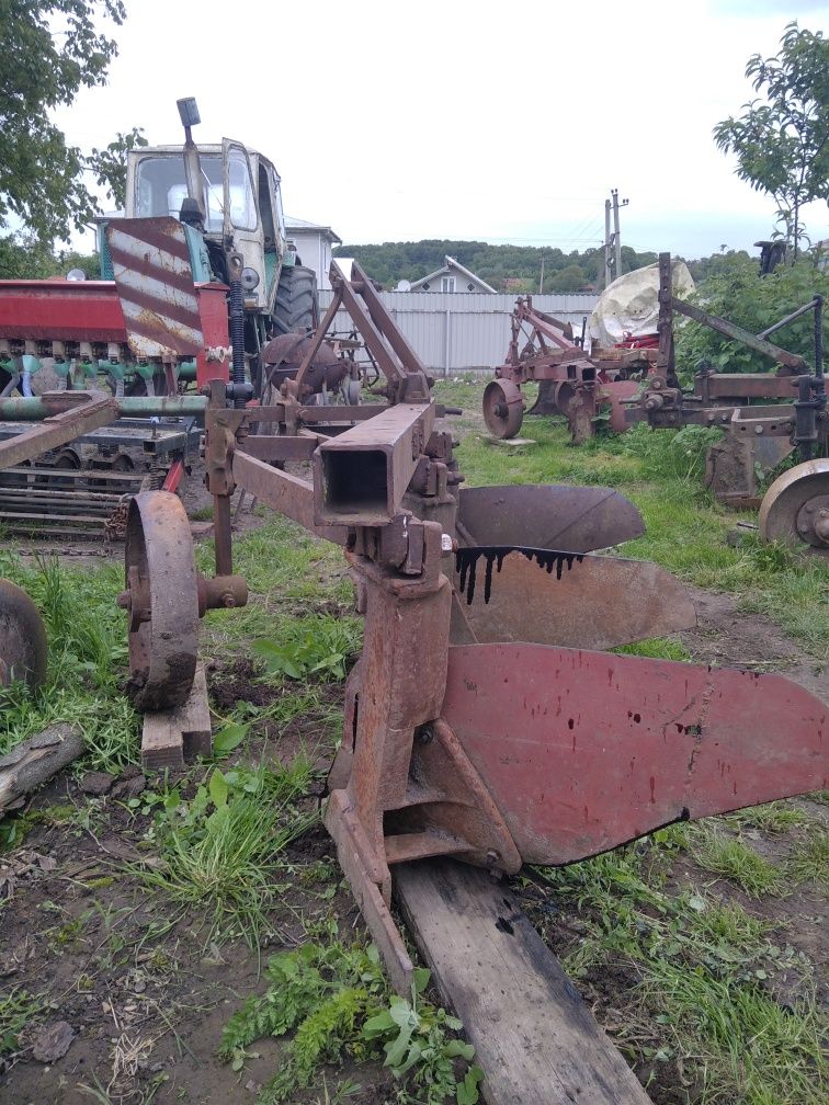 Продам плуг плн 3-35