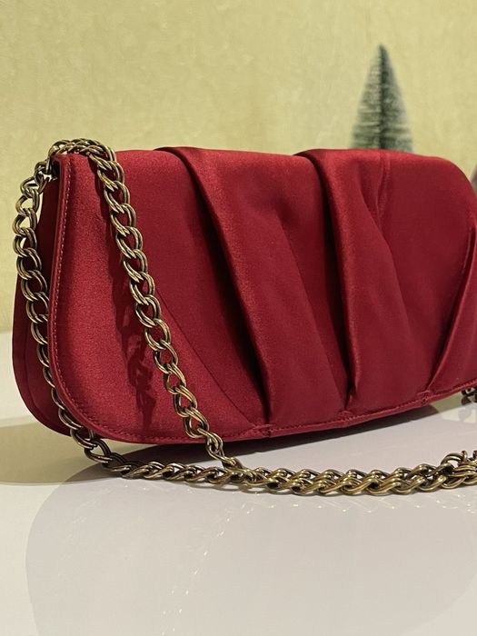 Сумочка фірмова