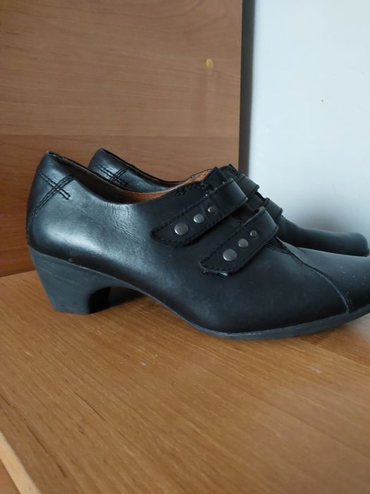 Buty skórzane Jana r.6.5