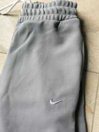 Nowe dresy Nike rozmiar S
