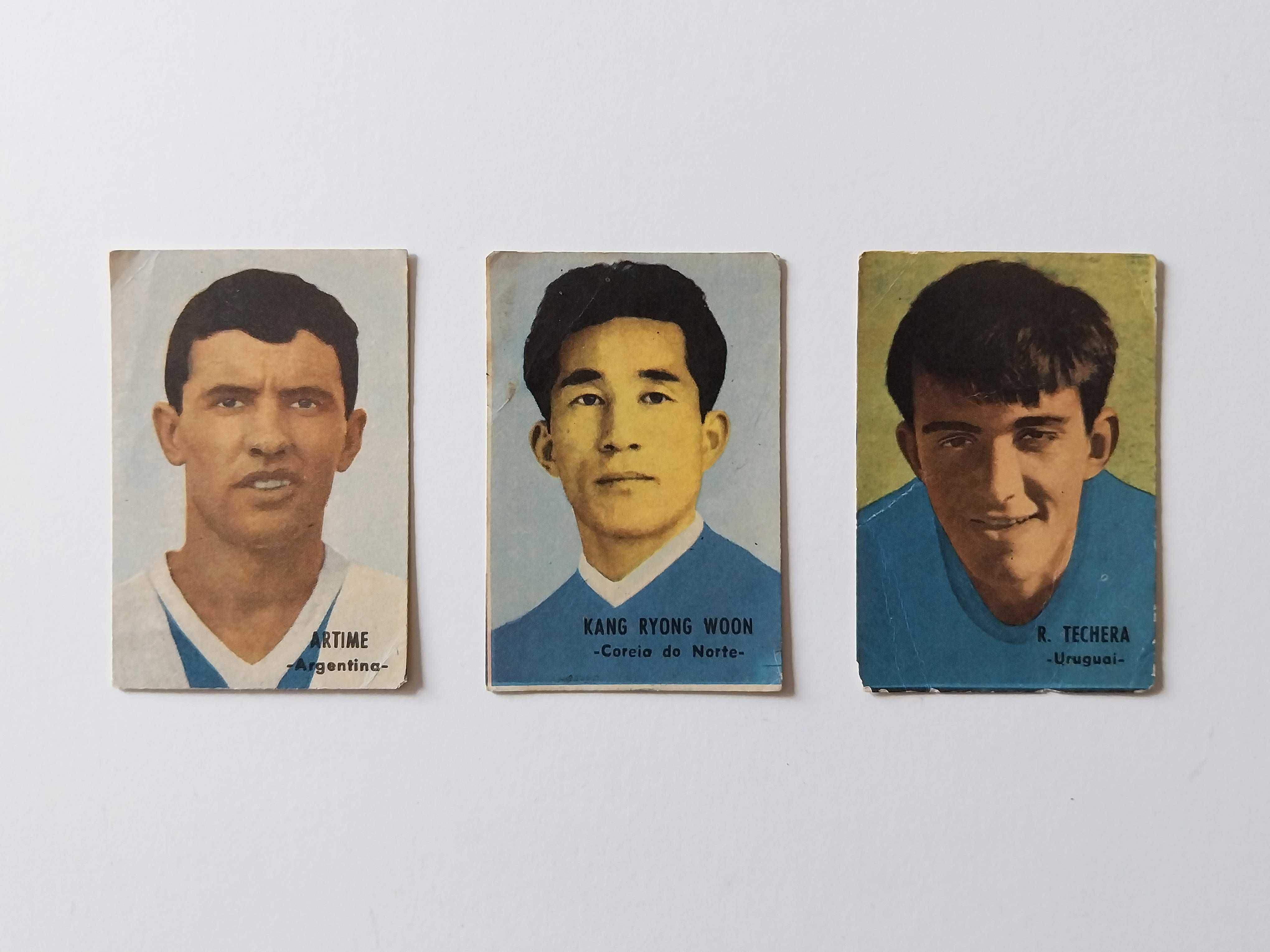 3 cromos CAMPEONATO MUNDIAL DE FUTEBOL 1966 (APR) antigos | lote