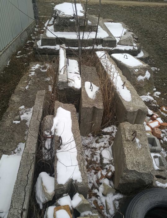 фундаментні блоки будівельні на Молодіжному