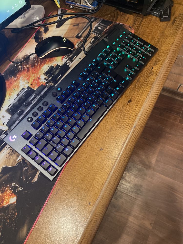 logitech G815 стан новий відкрив коробку спробував на ній пограти