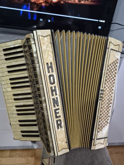 Hohner 1055 musette 120