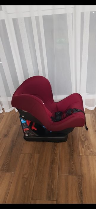 Автокрісло Chicco 0+