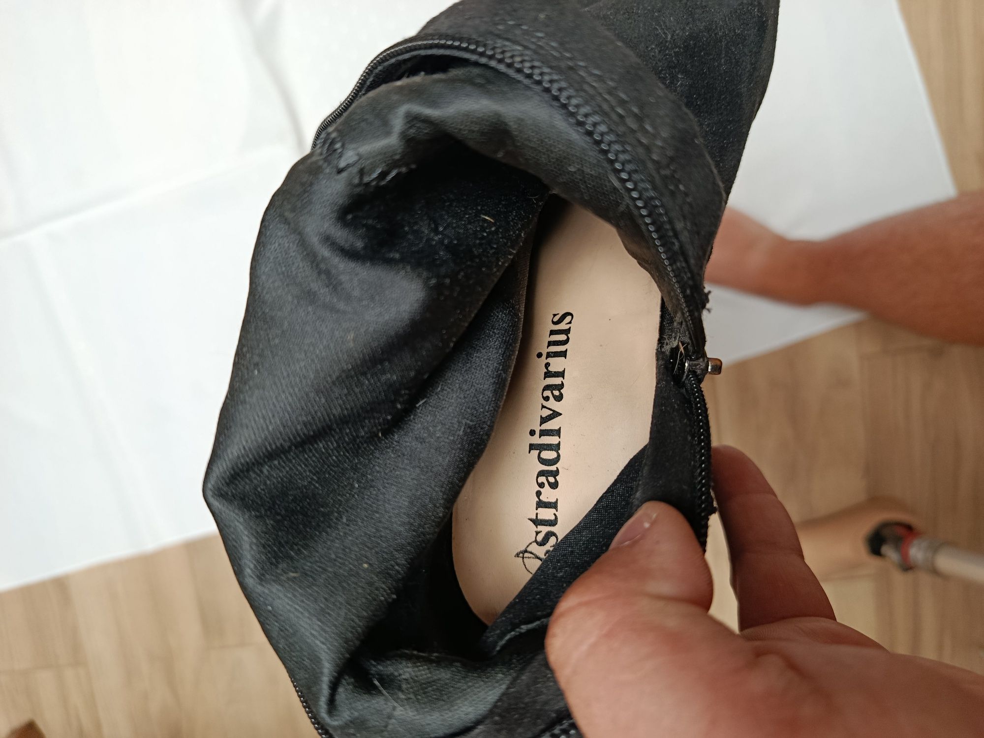 Жіночі ботфорти, замша, бренду Stradivarius, розмір 38