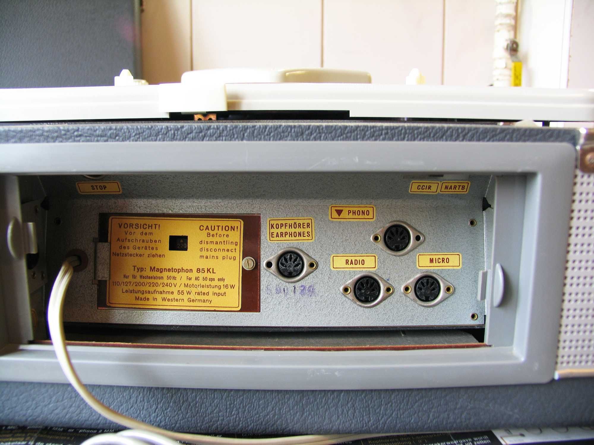 TELEFUNKEN Magnetophon Typ. 85 KL / 2 x ECC83, 2 x EL95 '' Szpulowy ''