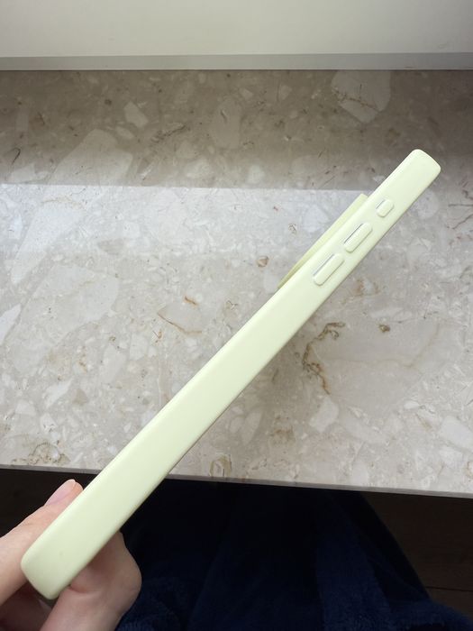 Nowy etui na iPhone 16 pro max