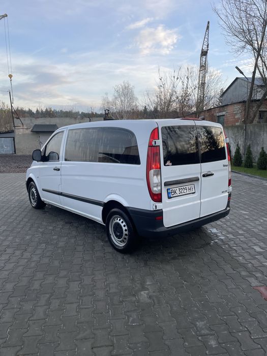 Mercedes-Benz Vito W639 пасажир 2006 рік 2.2 дизель