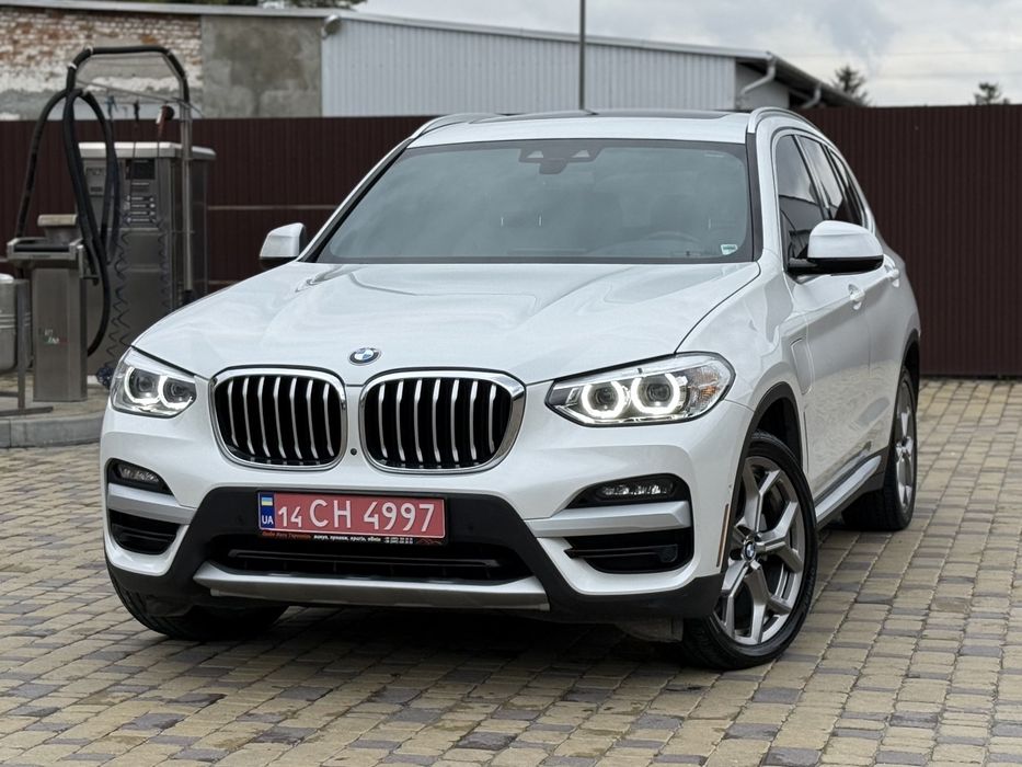 Продаю BMW x3 плагін-гібрид .
