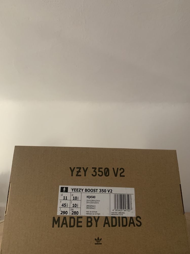 Yezzy boost 350 v2 onyx