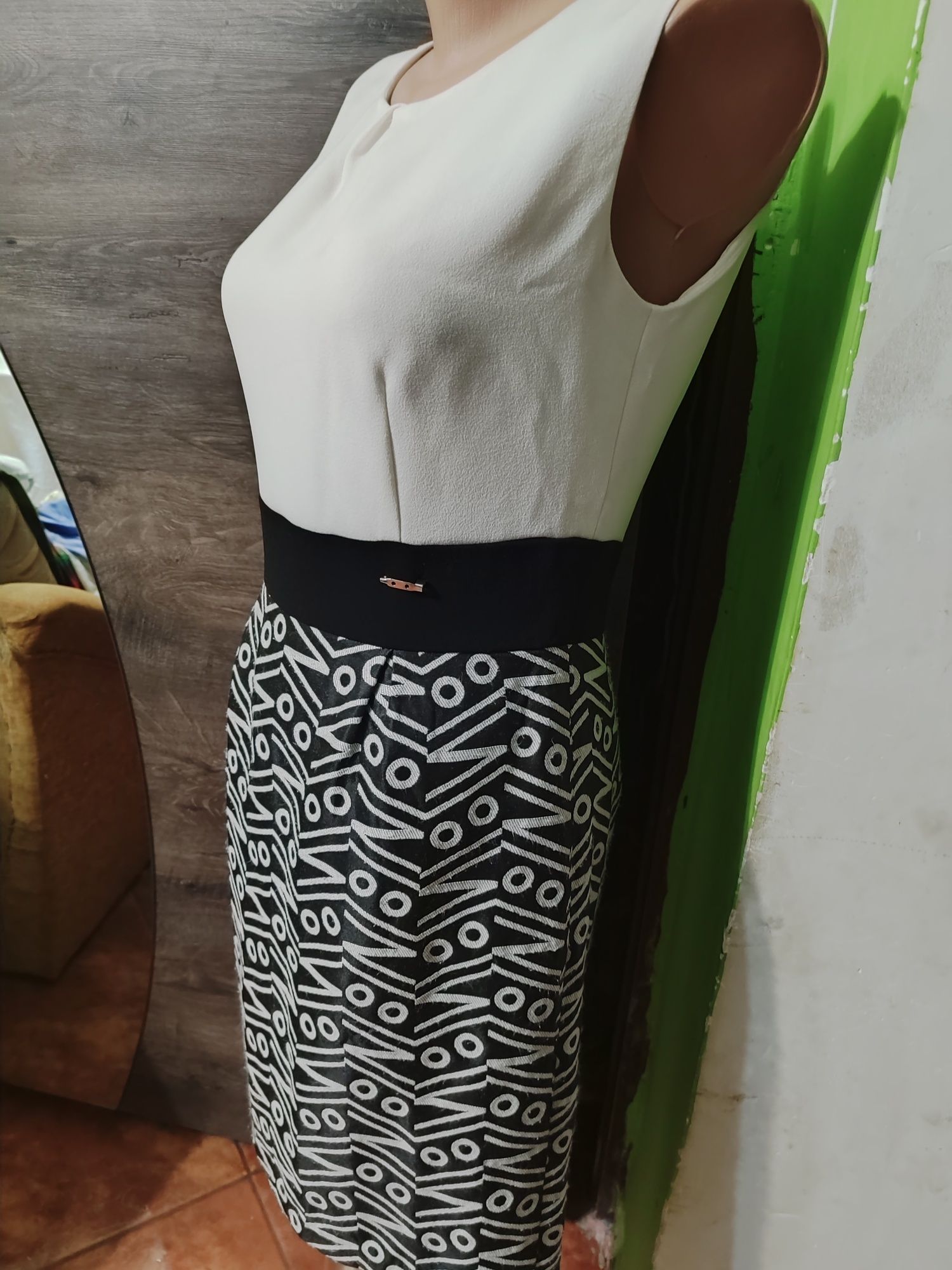 Sukienka elegancka