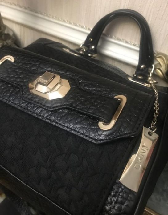 Шикарная  брендовая сумка DKNY