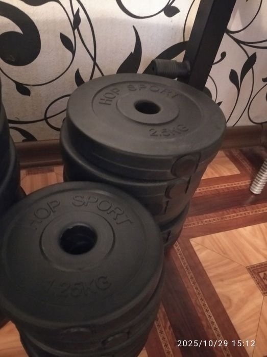 Продам скамью для жима,гриф,кривой гриф,гантели,блины 112кг ..