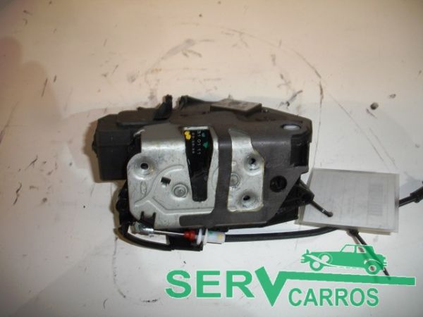 Fechadura / fecho porta trás direito FORD Focus III