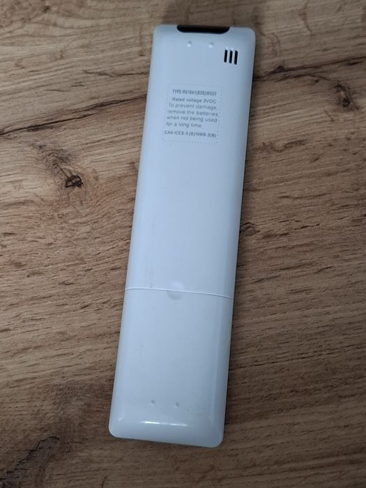 Pilot do klimatyzacji Midea RG10A1(B2S)/BGEF