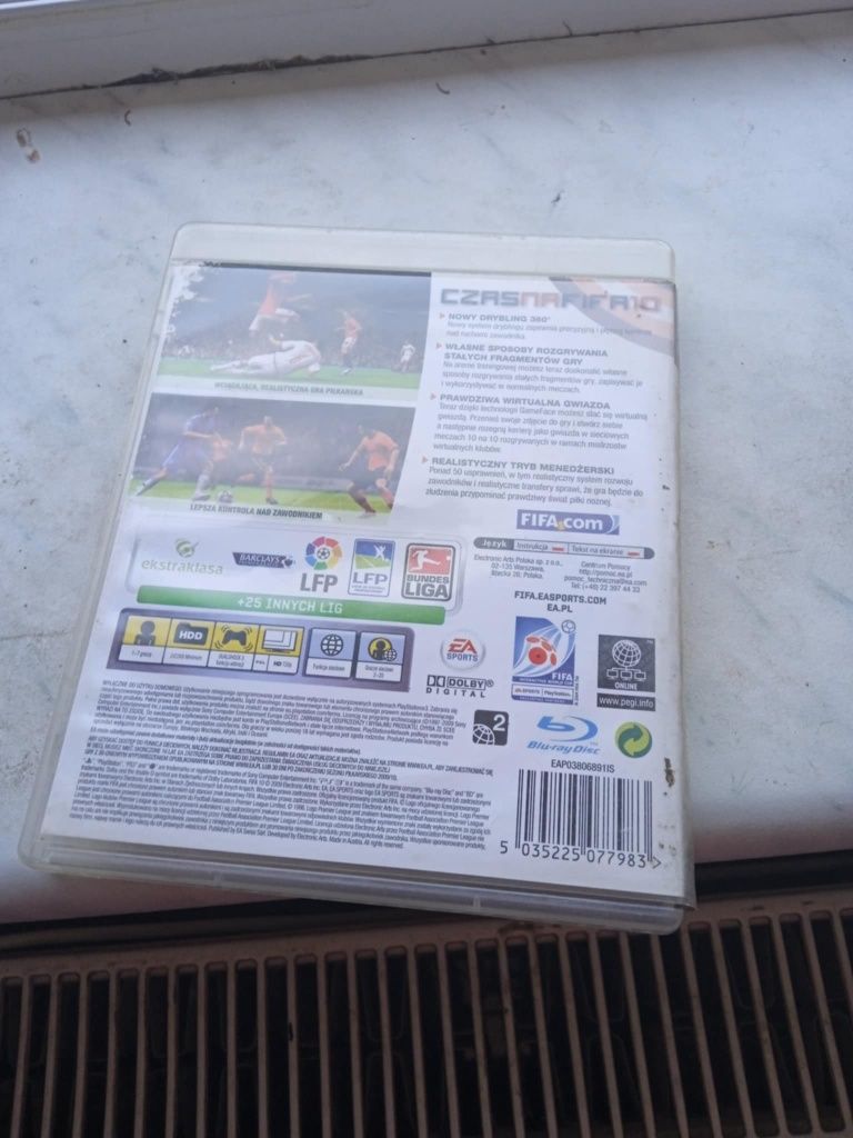 Gra FIFA 10 i F1 2011 na konsole PS3